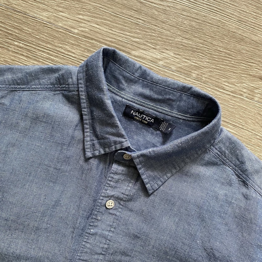 NWT Nautica Chambray Button Up Shirt Men's XL Blue Short Sleeve Casual Coastal